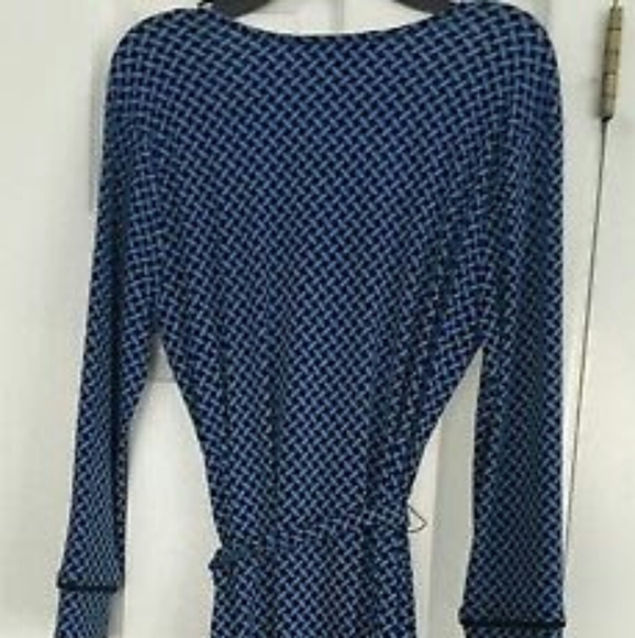 Wrap Dress With Belt - Picture 5 of 5